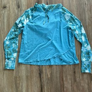 Krimson Klover hooded lightweight sun shirt